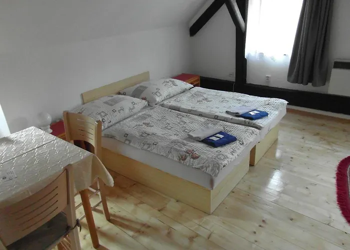 U Soudu Gæstehus 3*